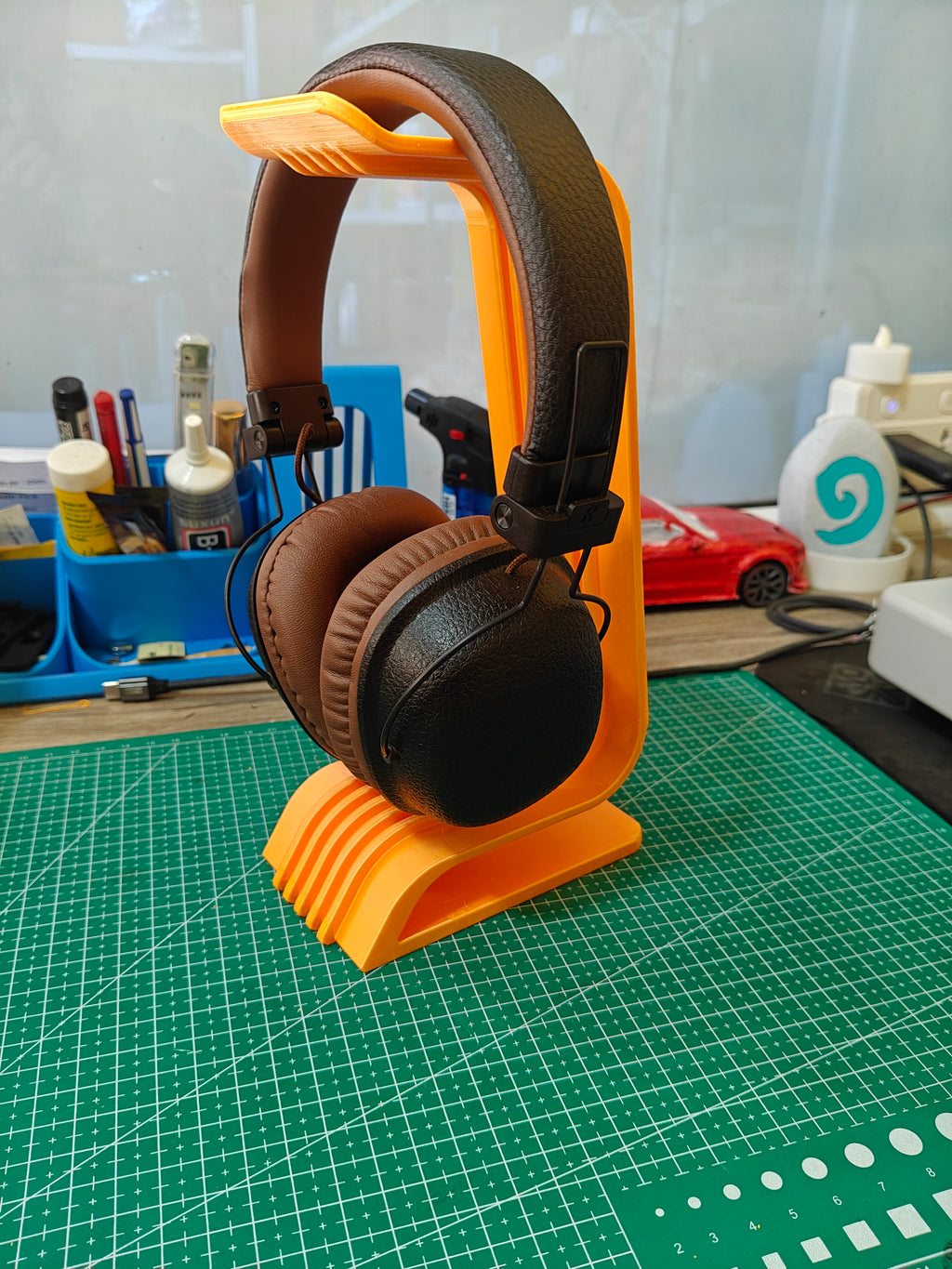 Support de casque "Onami"